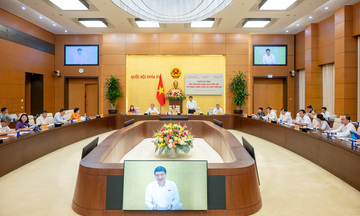 Phiên giải trình về phòng, chống thuốc giả, thực phẩm giả