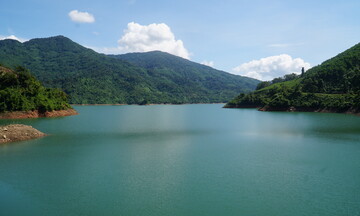 Đà Nẵng đề nghị các hồ chứa thủy điện chủ động ứng phó áp thấp