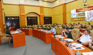 Hội nghị giao ban rút kinh nghiệm tổng hợp luyện diễu binh, diễu hành A80