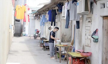 Giá nhà trọ leo thang, giải pháp nào giúp người lao động 'bám trụ' Hà Nội?