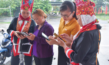 Xóa “nghèo” thông tin, mở lối giảm nghèo bền vững