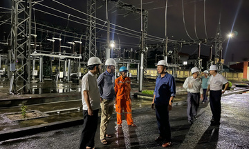 Lãnh đạo EVNCPC kiểm tra công tác ứng phó bão tại Huế và Quảng Trị
