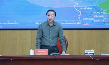 Phó Thủ tướng: Bão số 5 rất nguy hiểm, người dân không ra đường từ 11h trưa nay
