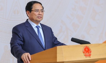Thủ tướng: Đẩy mạnh ngoại giao kinh tế, mở rộng thị trường cho hàng Việt