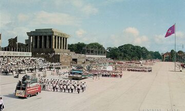 Khoảnh khắc lịch sử về Lễ duyệt binh kỷ niệm Quốc khánh ngày 2/9/1975