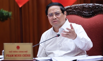Thủ tướng: Đầu tư công phải trọng tâm, hiệu quả, tránh lãng phí