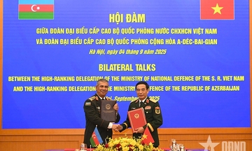 Ký kết Ý định thư hợp tác đào tạo quân nhân giữa Việt Nam - Azerbaijan 