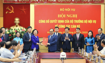 Bộ Nội vụ điều động, bổ nhiệm 9 lãnh đạo cục, vụ