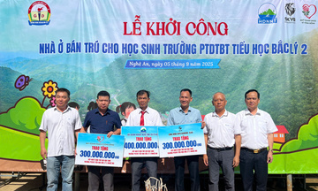 Doanh nhân Nghệ Tĩnh tại TP. Hồ Chí Minh xây trường cho học sinh vùng cao