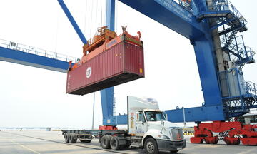Logistics xanh: Xu hướng phát triển bền vững cho doanh nghiệp xuất khẩu