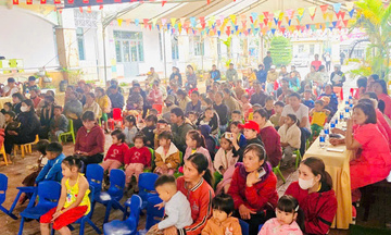 Năm học đặc biệt của hơn 2.000 học sinh xã biên giới Lâm Đồng