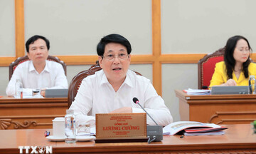 Bộ Chính trị làm việc với Tỉnh ủy Cà Mau, Hưng Yên 