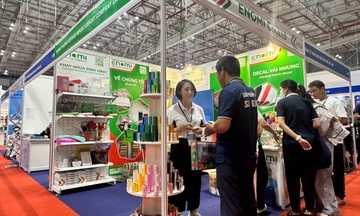 ENOMI mang giải pháp bao bì nhựa tiên tiến đến Vietnam PrintPack 2025