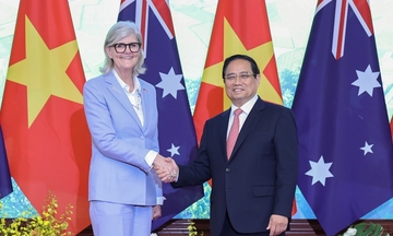 Thủ tướng đề nghị Australia mở rộng hợp tác, đầu tư năng lượng tái tạo