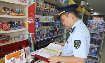 Quản lý thị trường Hà Tĩnh tăng cường kiểm soát hàng hóa dịp Trung thu