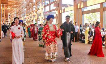 Cổ phục Việt Nam gây ấn tượng mạnh tại EXPO 2025 Osaka, Nhật Bản