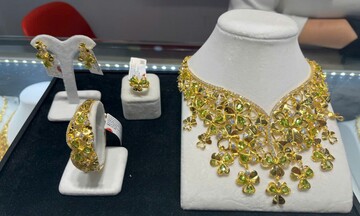 Nên mua vàng 9999 hay vàng 18K để tích trữ?