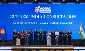Thứ trưởng Nguyễn Sinh Nhật Tân dự Hội nghị Bộ trưởng Kinh tế ASEAN với đối tác