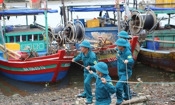 Chủ động ứng phó bão số 10: Nghệ An, Hà Tĩnh cấm biển