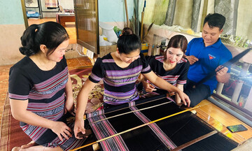Giảm nghèo bền vững từ những lớp học nghề vùng cao