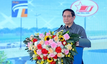 Thủ tướng: Cầu Phong Châu mới là nhịp cầu hàn gắn vết thương