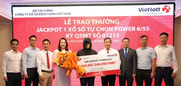 Người trúng kỷ lục 344 tỷ Vietlott: Chỉ mua 1-5 bộ số, không ăn nổi cơm trưa