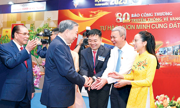 Chùm ảnh: Lãnh đạo Đảng, Nhà nước, các Ban, bộ, ngành với Báo Công Thương