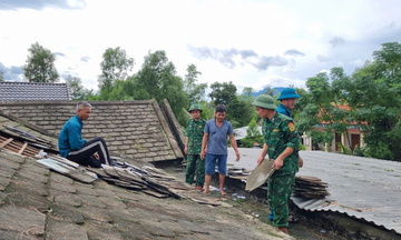 Thành phố Huế: Tập trung khắc phục hậu quả sau bão số 10