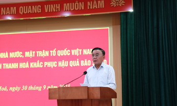 Thường trực Ban Bí thư Trần Cẩm Tú: Cần cung cấp đầy đủ nhu yếu phẩm cho bà con vùng lũ