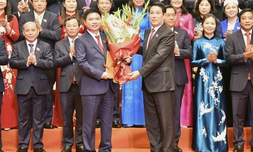 Ra mắt Ban Chấp hành Đảng bộ tỉnh Phú Thọ lần thứ I