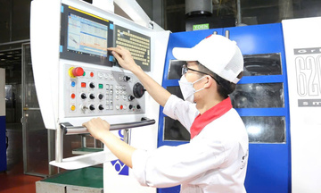 PMI tháng 9 đạt 50,4 điểm, sản xuất công nghiệp duy trì ổn định