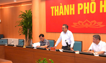 Chủ tịch UBND TP. Hà Nội chủ trì họp triển khai ứng phó bão số 11