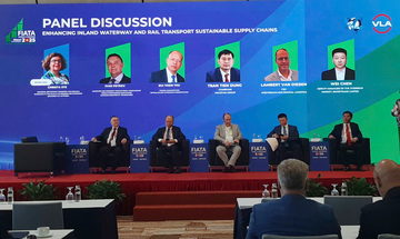 Vận tải thủy và đường sắt: Trụ cột của chuỗi cung ứng xanh Việt Nam