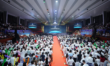 'Kỷ nguyên ánh sáng': Khởi đầu hành trình chuyển mình Vinalink Group