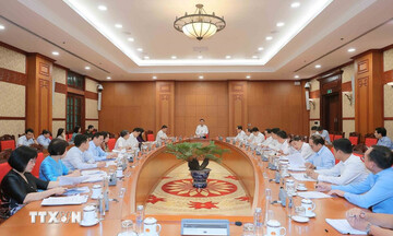 Thường trực Ban Bí thư làm việc với Đảng ủy Bộ Y tế về Nghị quyết 72