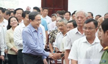 Chủ tịch Quốc hội yêu cầu Cần Thơ thu hút nhà đầu tư lớn, triển khai dự án chiến lược