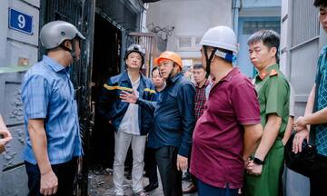Chủ tịch Hà Nội đến hiện trường chỉ đạo xử lý vụ cháy khiến 5 người tử vong