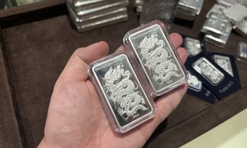 Giá bạc lập đỉnh mọi thời đại, giới đầu tư 'săn' cơ hội lớn