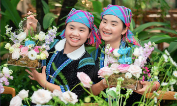 Nghe phụ nữ miền núi kể chuyện bán hàng qua 'kênh số'