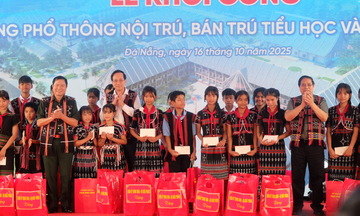 Thủ tướng dự lễ khởi công trường học xã biên giới Tây Giang (Đà Nẵng)