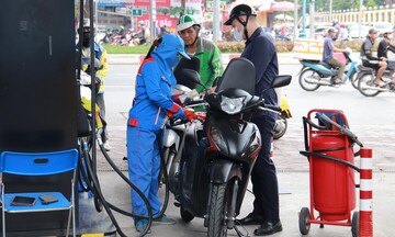 Giá xăng tăng nhẹ trong kỳ điều hành ngày 16/10