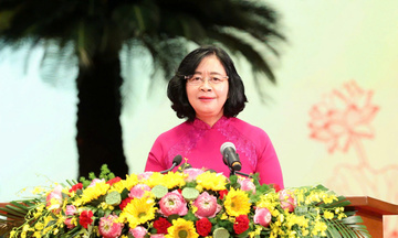 Bà Bùi Thị Minh Hoài tiếp tục giữ chức Bí thư Thành ủy Hà Nội 