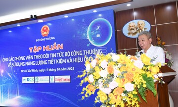 Gần 100 phóng viên, biên tập viên tham dự tập huấn truyền thông về sử dụng năng lượng tiết kiệm