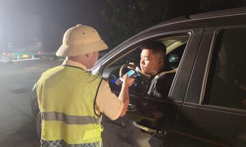 Gần 4.000 trường hợp vi phạm nồng độ cồn bị xử lý trong ngày đầu ra quân