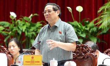 Thủ tướng yêu cầu Cần Thơ đẩy mạnh cải cách thủ tục hành chính, tạo đột phá tăng trưởng