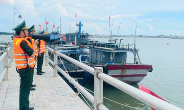 Thành phố Huế ban hành Công điện khẩn ứng phó với bão số 12