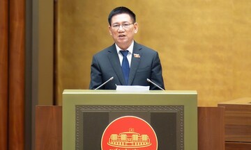 Cơ cấu lại kinh tế, tỷ trọng công nghiệp và dịch vụ chiếm hơn 80% GDP