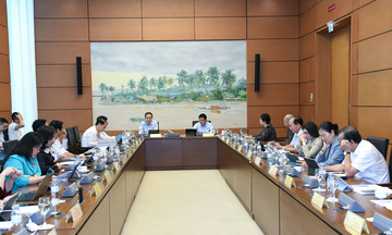 Đề xuất xây dựng hệ thống dữ liệu điện tử công khai tiến độ giám sát