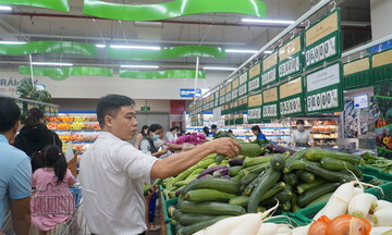 Ứng phó với mưa lớn tại Đà Nẵng: Hàng hóa dồi dào, giá cả ổn định