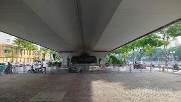 Hà Nội tiếp tục chỉ đạo xử lý bãi trông giữ xe dưới gầm cầu